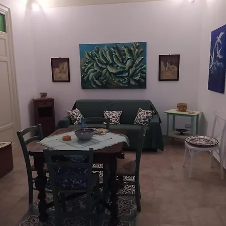 Casa Lo Re Holiday home